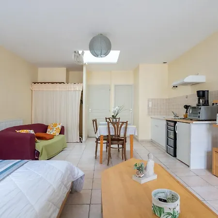 L'arbre Rouge & L'arbre Apartment *
