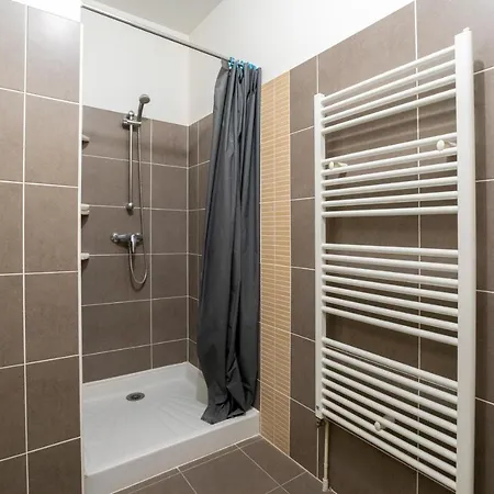 L'arbre Rouge&l'arbre Apartment